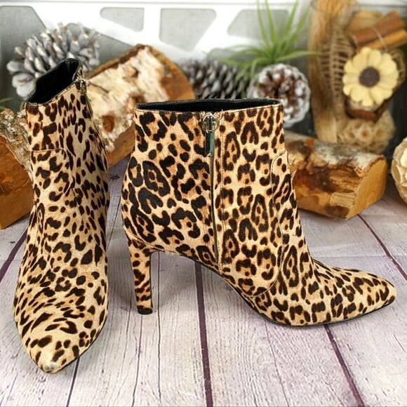 Sam Edelman Olette Leopard Print Calf Hair Pointy Toe Bootie - Picture 1 of 12
